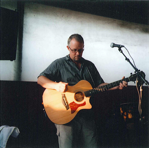 Dave Wilt is a soulful guitar player