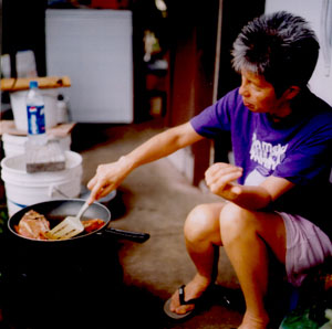 Mom frying mempachi