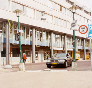 Downtown Enschede traffic control post - all the way down