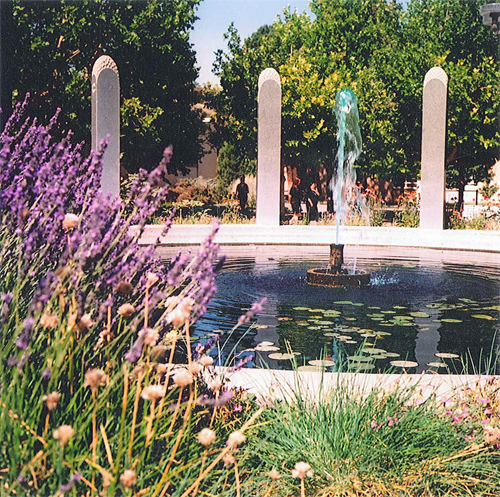 Summer view of the fountain