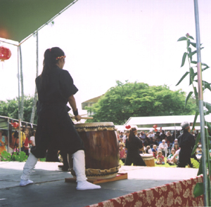 Taiko group performance